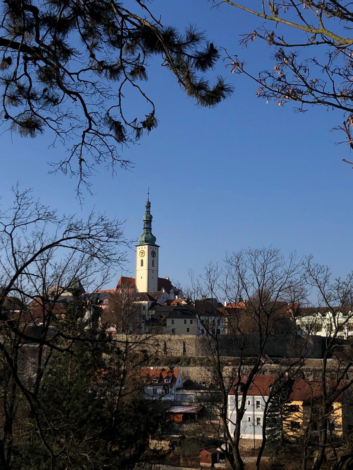 Apartman Na Dukelske S Garazi Tábor Buitenkant foto